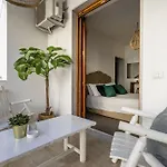 House Putignani 181 * باري